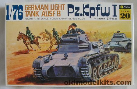 Fujimi 1/76 Panzer Pz.Kpfw I Ausf B, 20 plastic model kit
